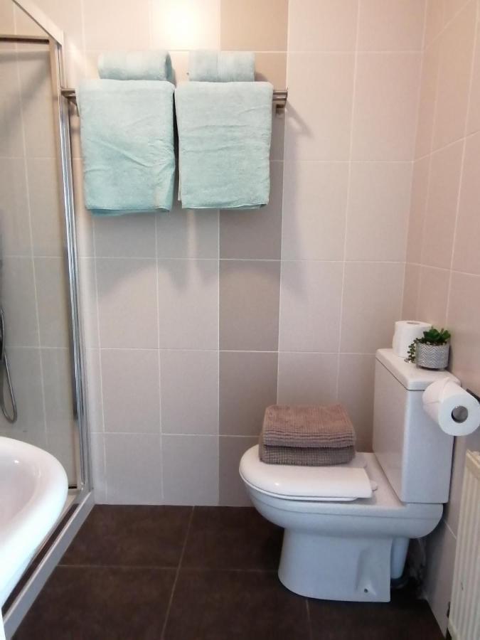 Wild Atlantic Lodge Bed & Breakfast Lahinch Eksteriør billede