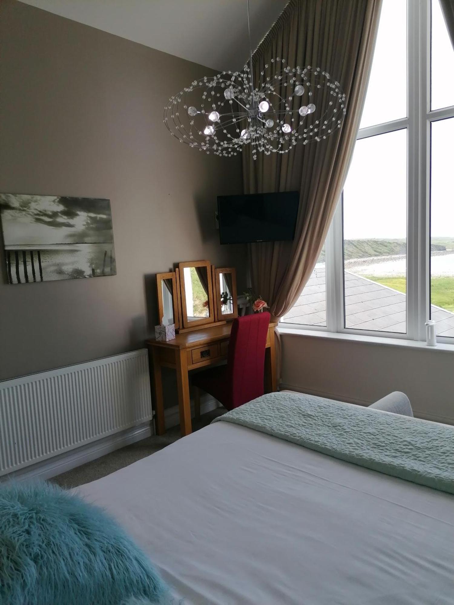 Wild Atlantic Lodge Bed & Breakfast Lahinch Værelse billede