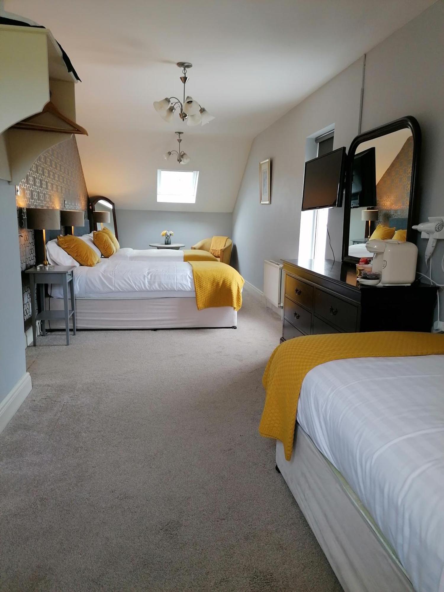 Wild Atlantic Lodge Bed & Breakfast Lahinch Værelse billede